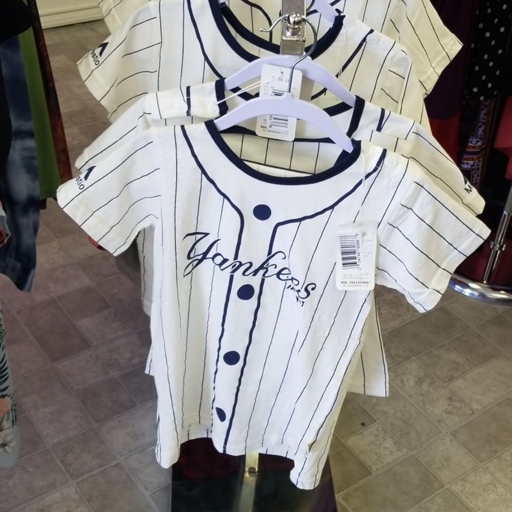 Boy's  Yankees 2t